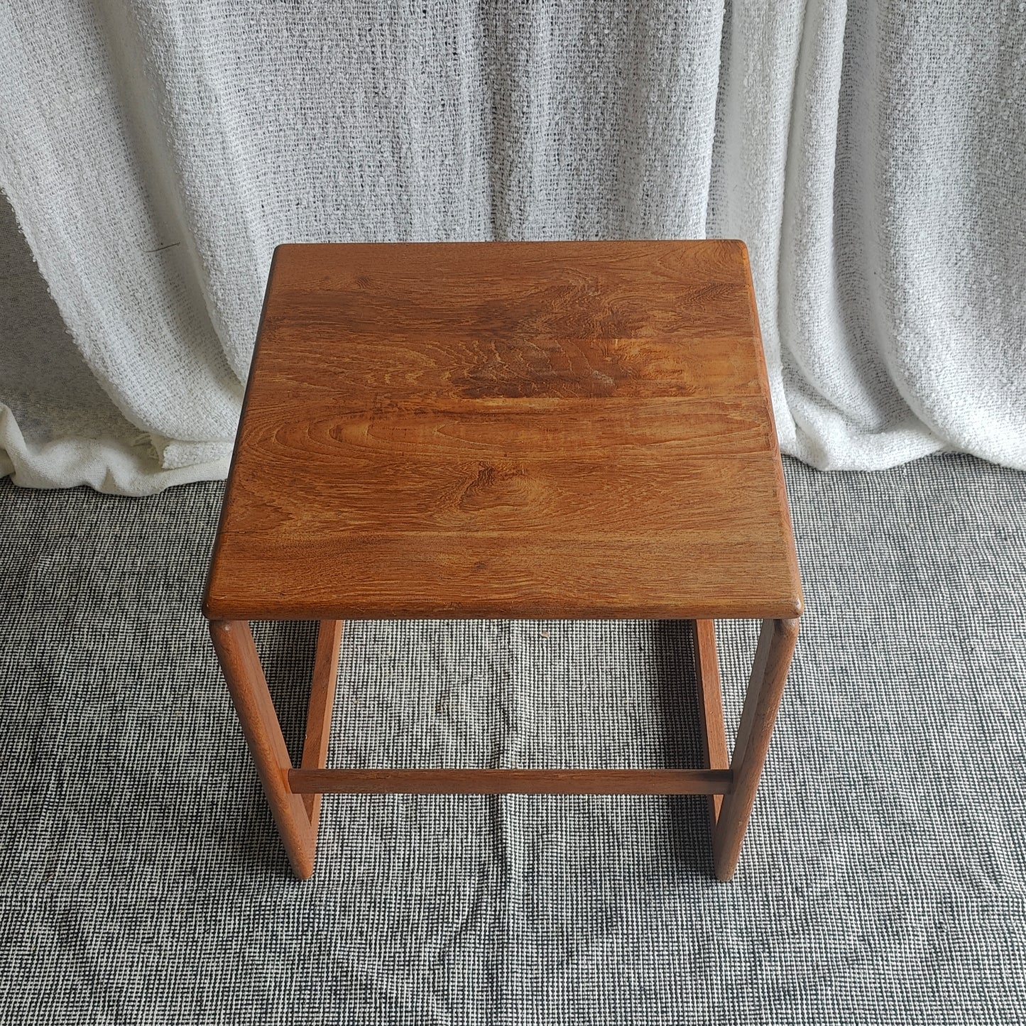 Cube teak side table
